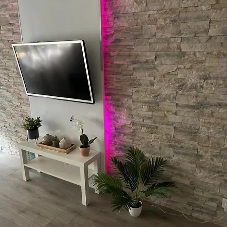 Lounge Avec Parking Lägenhet